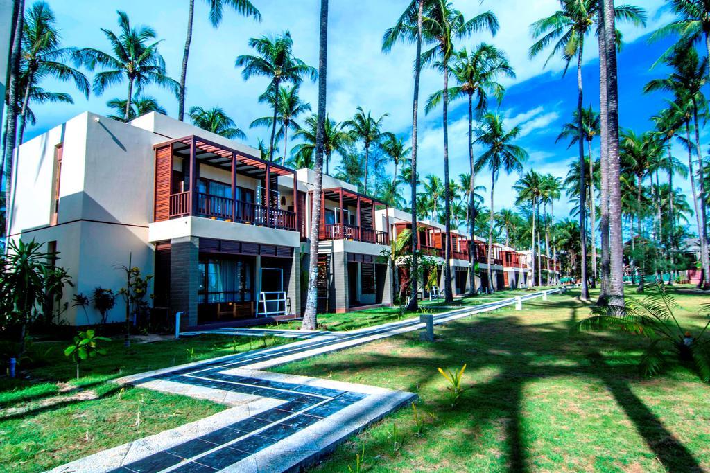 เมอร์เชียล รีทรีตแอนด์รีสอร์ต งาปาลี Hotel งาปาลิ ภายนอก รูปภาพ