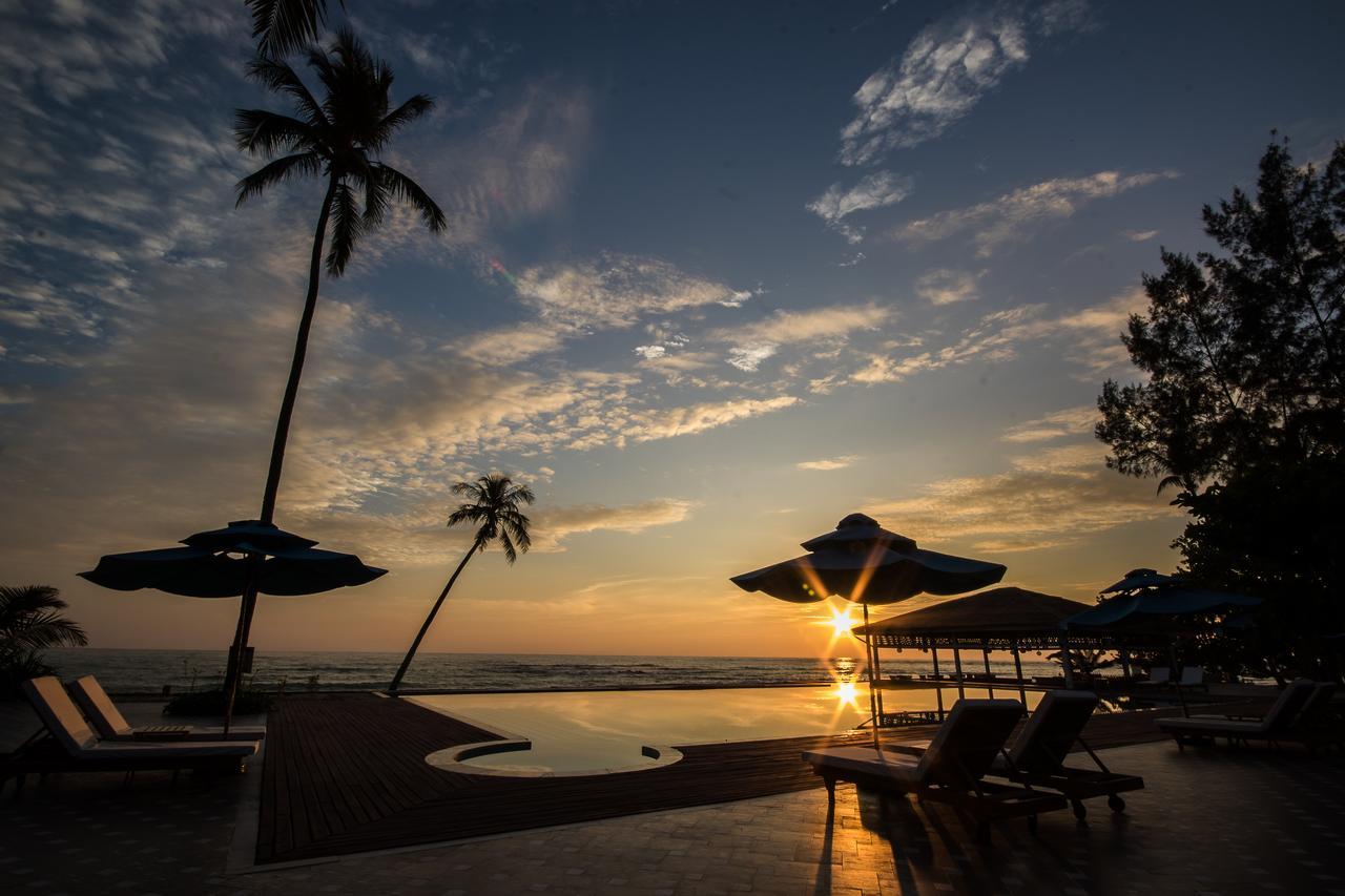 เมอร์เชียล รีทรีตแอนด์รีสอร์ต งาปาลี Hotel งาปาลิ ภายนอก รูปภาพ
